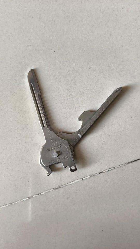 Urban looms 8 in 1 Key Shaped Multitool